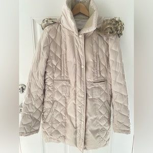 Laundry by Shelli Segal Women’s Parka - Long Down-filled Jacket. Removable hood.